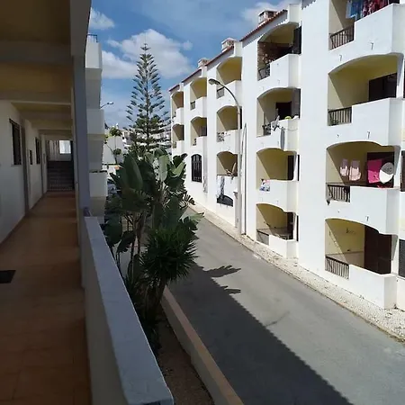 Detrinver In 305 Apartamento *